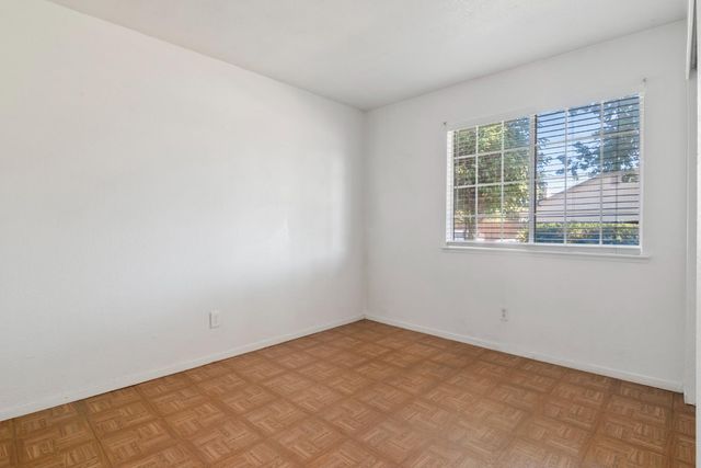 509 Peerman Ct, Modesto, CA 95351
