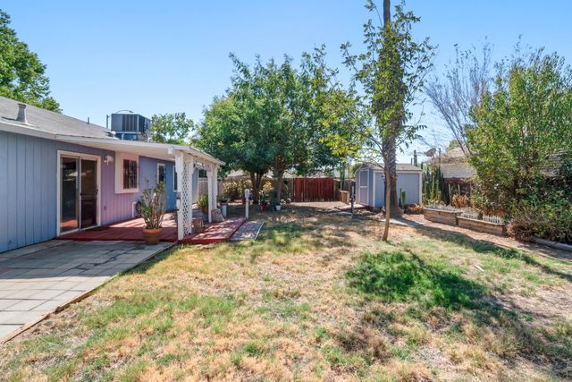 509 Peerman Ct, Modesto, CA 95351