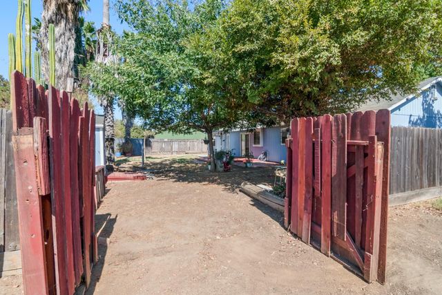 509 Peerman Ct, Modesto, CA 95351