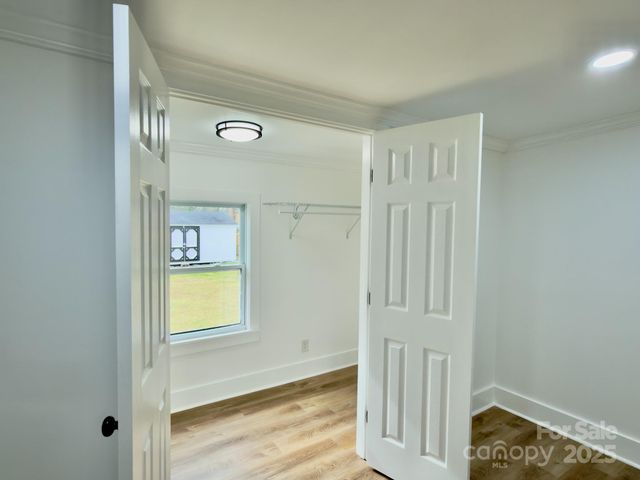 1033 Tracy Drive, Charlotte, NC 28217