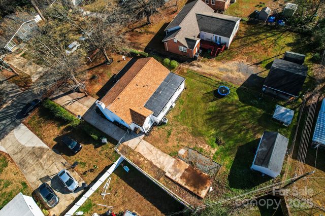 1033 Tracy Drive, Charlotte, NC 28217