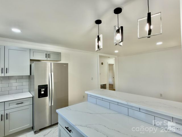 1033 Tracy Drive, Charlotte, NC 28217