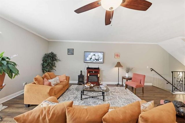 301 NW Jackson Place NW, Lilburn, GA 30047