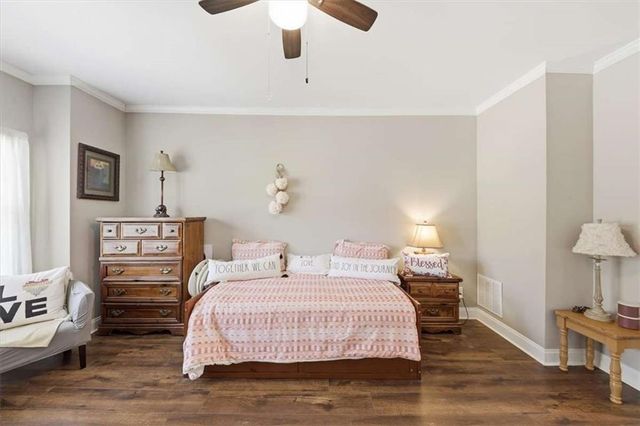 301 NW Jackson Place NW, Lilburn, GA 30047