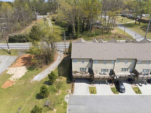 301 NW Jackson Place NW, Lilburn, GA 30047