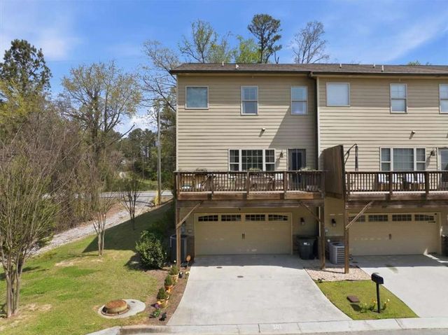 301 NW Jackson Place NW, Lilburn, GA 30047