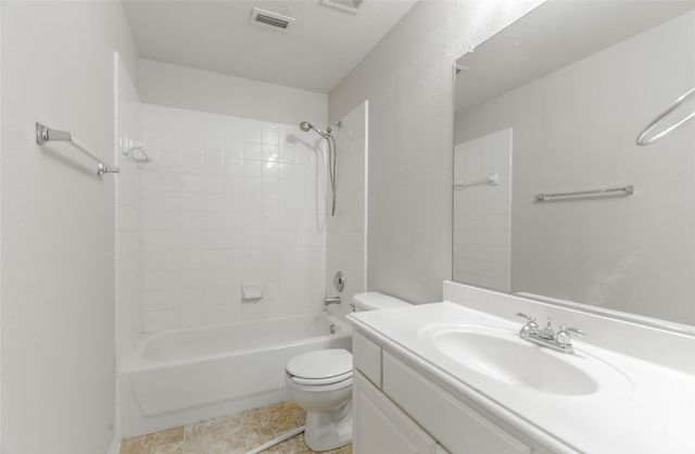 11812 Wispwillow Drive, Fort Worth, TX 76244