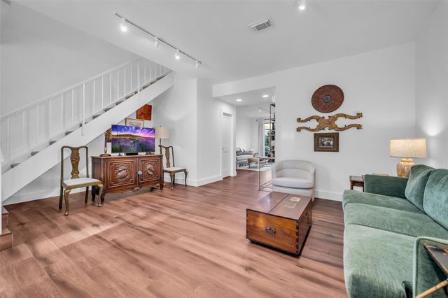 5803 Lynbrook Drive 80, Houston, TX 77057