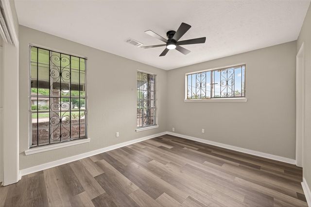 3703 Tiffany Drive, Houston, TX 77045