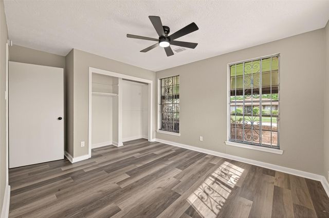 3703 Tiffany Drive, Houston, TX 77045