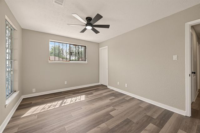 3703 Tiffany Drive, Houston, TX 77045