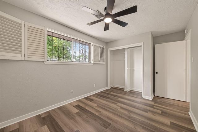 3703 Tiffany Drive, Houston, TX 77045