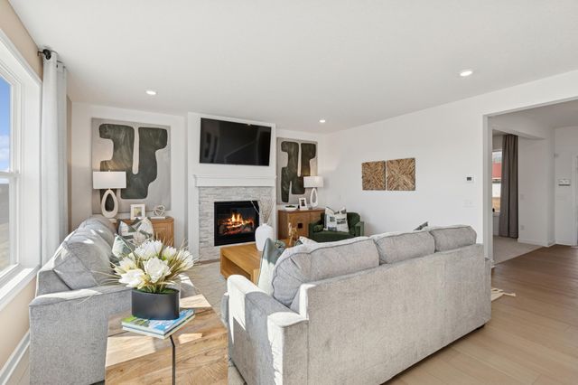 530 Rolling Hills Lane, Delano, MN 55328