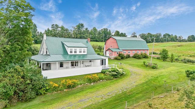 2066 Hinman Settler Road, Brownington, VT 05860