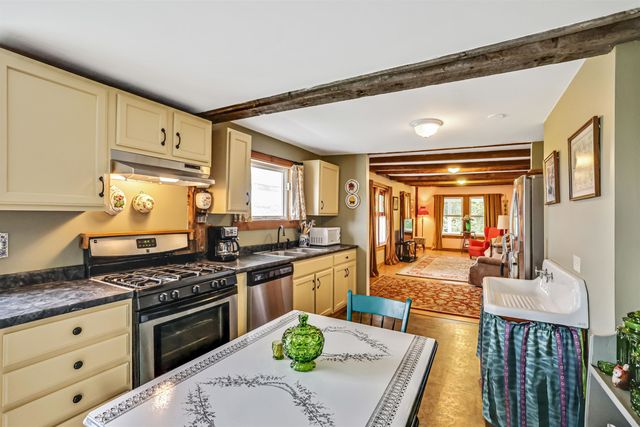 2066 Hinman Settler Road, Brownington, VT 05860