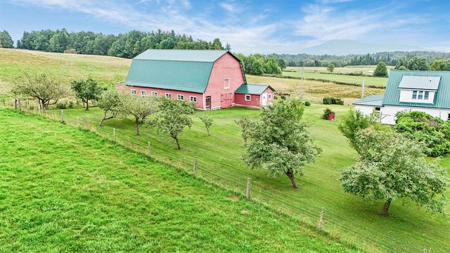 2066 Hinman Settler Road, Brownington, VT 05860