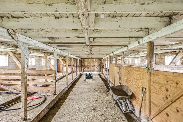 2066 Hinman Settler Road, Brownington, VT 05860