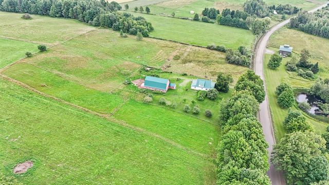2066 Hinman Settler Road, Brownington, VT 05860