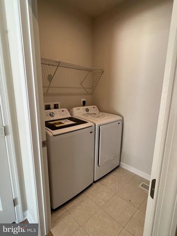 5020 BIRCH LEAF CIRCLE, Fredericksburg, VA 22407