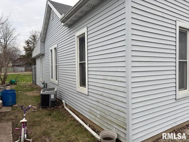 1618 N HOYT Street, Chillicothe, IL 61523