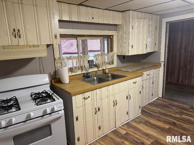 1618 N HOYT Street, Chillicothe, IL 61523