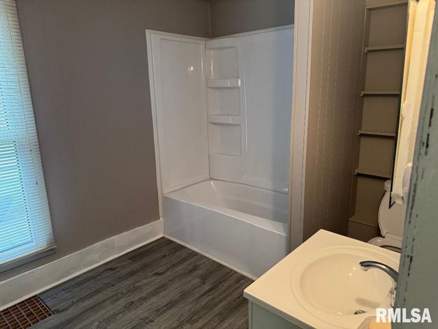 1618 N HOYT Street, Chillicothe, IL 61523