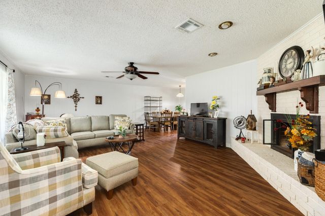 3412 Lanarkshire Street, Bay City, TX 77414