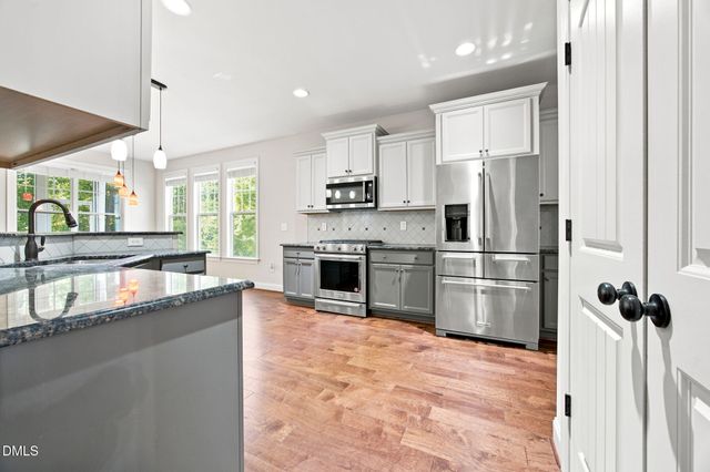 1124 Armsleigh Court, Raleigh, NC 27603