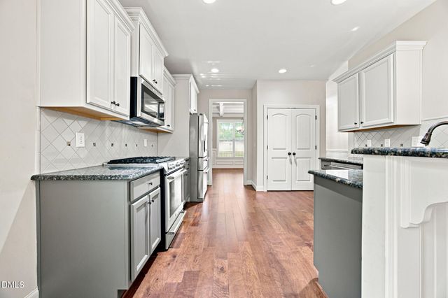 1124 Armsleigh Court, Raleigh, NC 27603
