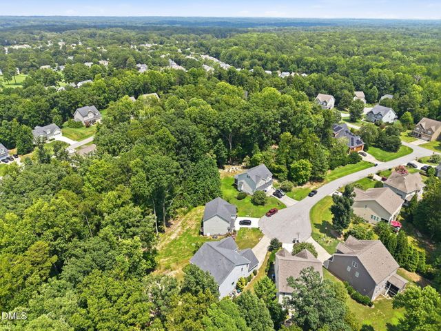 1124 Armsleigh Court, Raleigh, NC 27603