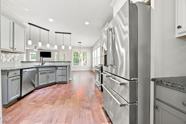 1124 Armsleigh Court, Raleigh, NC 27603