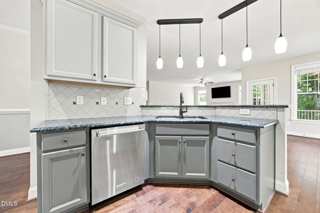 1124 Armsleigh Court, Raleigh, NC 27603
