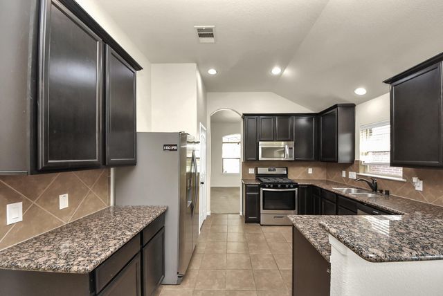 8226 Silent Deep Drive, Rosenberg, TX 77469