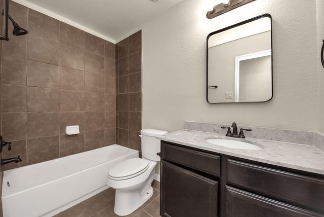 8226 Silent Deep Drive, Rosenberg, TX 77469