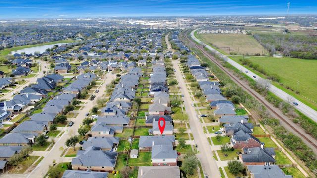 8226 Silent Deep Drive, Rosenberg, TX 77469