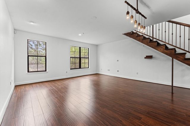 1602 Elgin Street 10, Houston, TX 77004