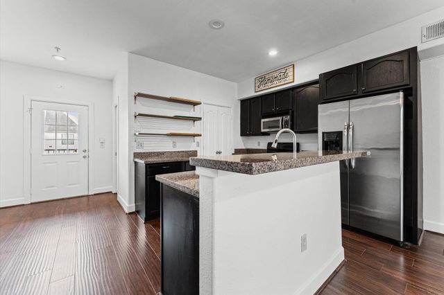 1602 Elgin Street 10, Houston, TX 77004