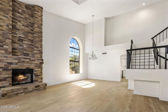 6903 W KIMBERLY Way, Glendale, AZ 85308