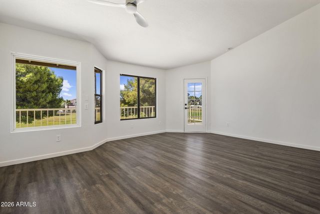 6903 W KIMBERLY Way, Glendale, AZ 85308