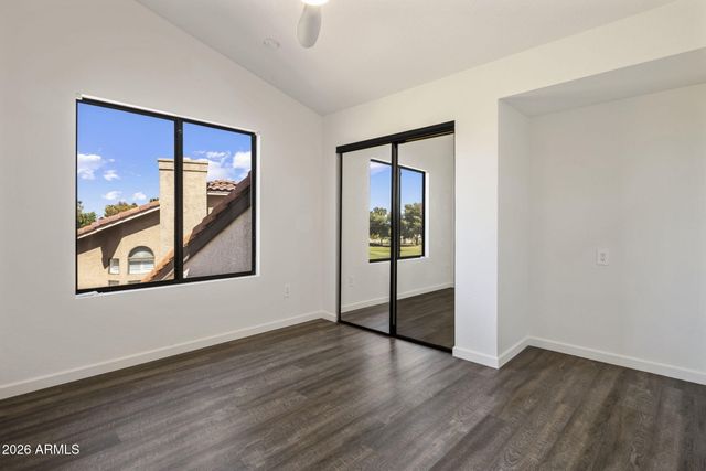 6903 W KIMBERLY Way, Glendale, AZ 85308