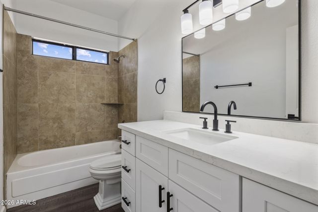 6903 W KIMBERLY Way, Glendale, AZ 85308