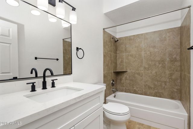 6903 W KIMBERLY Way, Glendale, AZ 85308