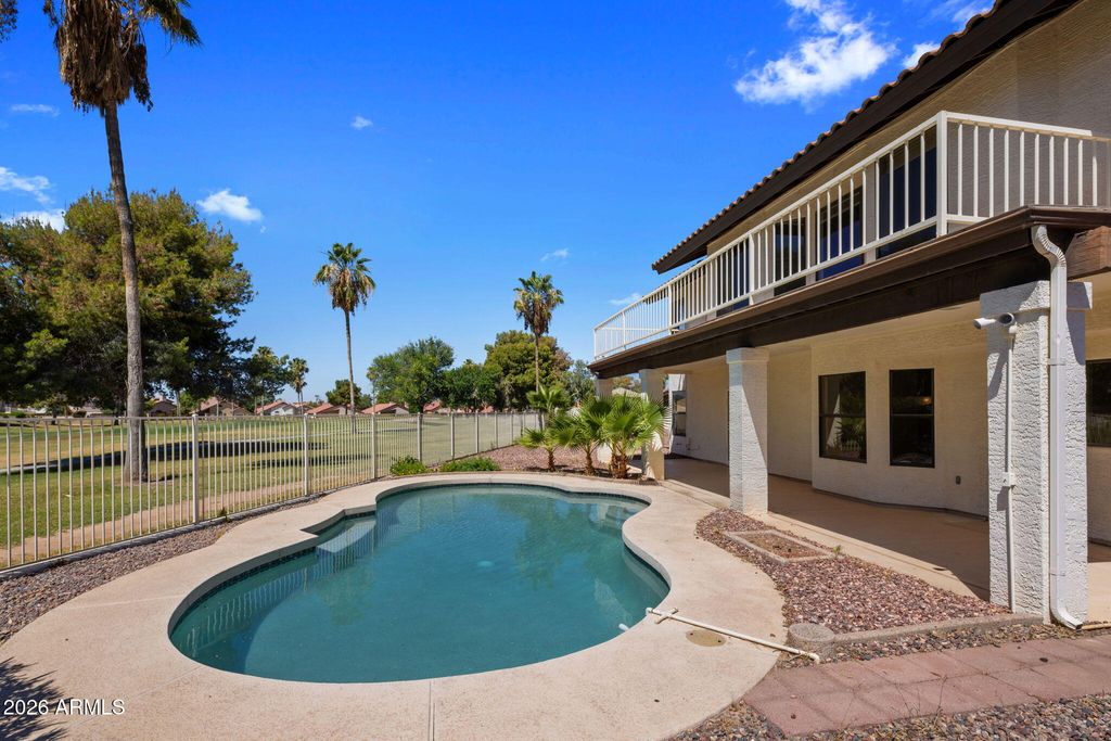 6903 W KIMBERLY Way, Glendale, AZ 85308