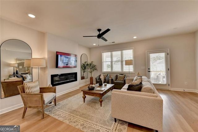 1927 Audra Alley, Kennesaw, GA 30144