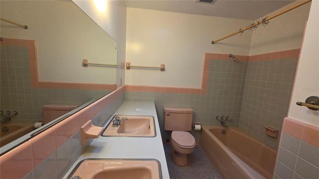 301 NW 30TH STREET, Gainesville, FL 32607