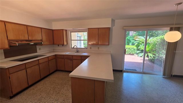301 NW 30TH STREET, Gainesville, FL 32607