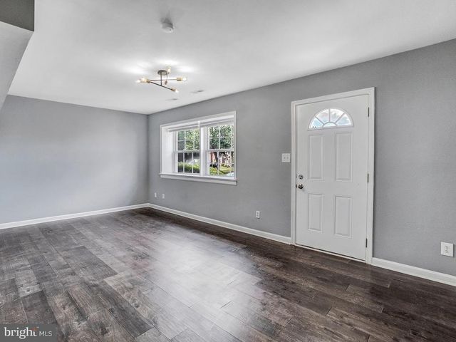 330 BROCK SQ, Fredericksburg, VA 22401