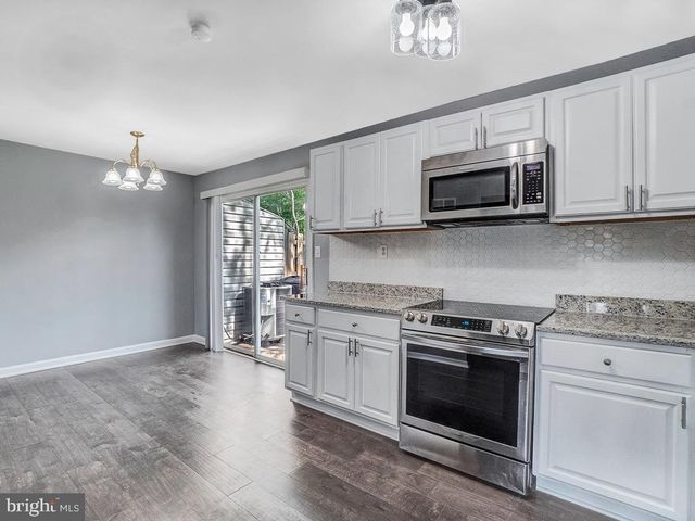 330 BROCK SQ, Fredericksburg, VA 22401