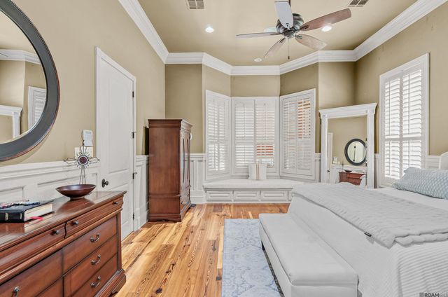13427 Piney Pointe Road, Gonzales, LA 70737