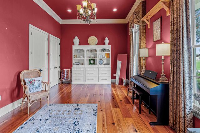 13427 Piney Pointe Road, Gonzales, LA 70737